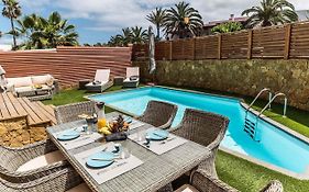 Paradise Beach House: piscina privada, playa 100m